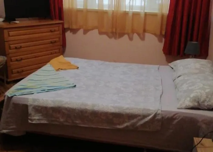 شقة климент